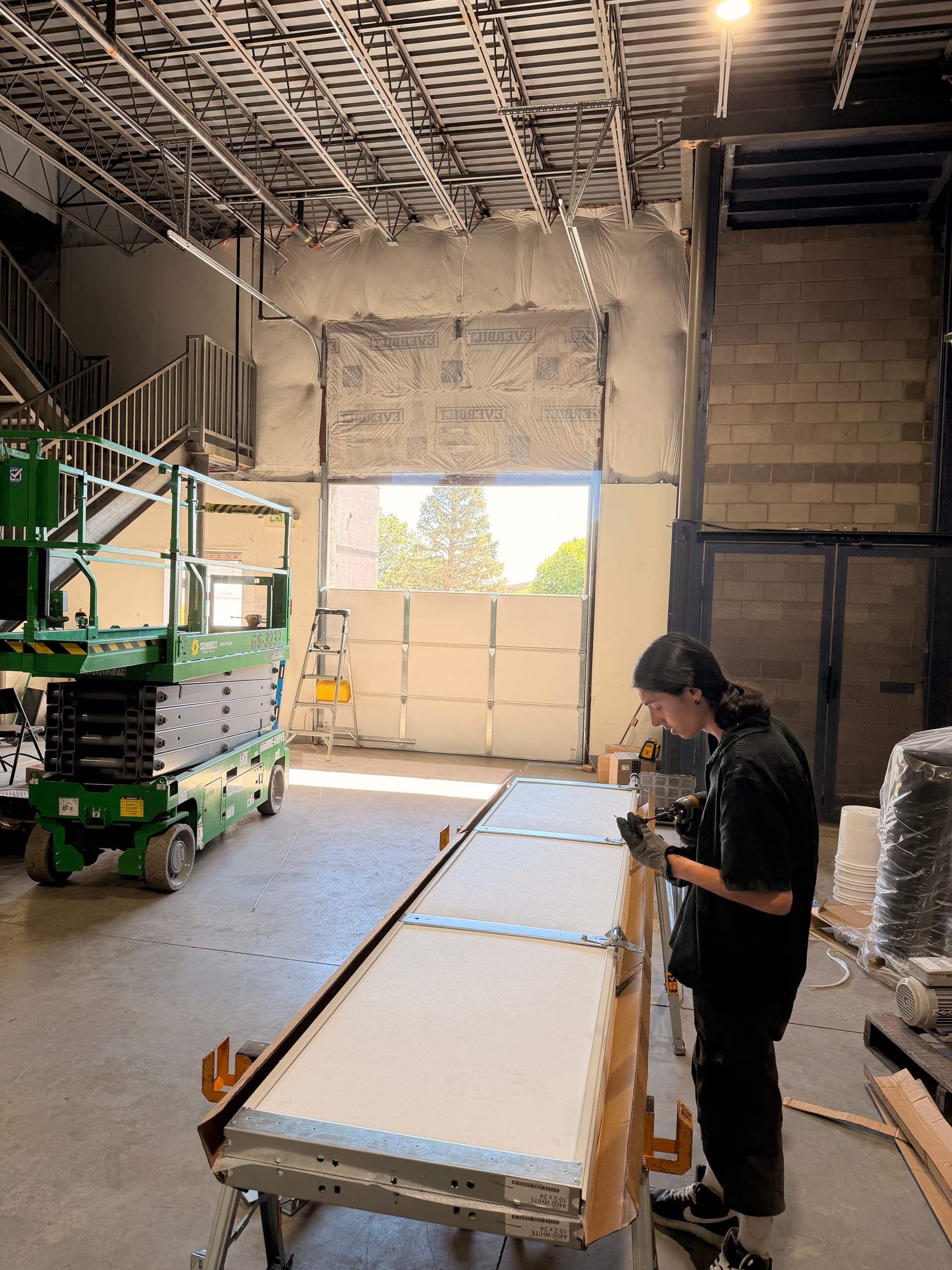 Gallery photos for Fresh Commercial Dock Door Install for a Busy Warehouse Space: Image #2